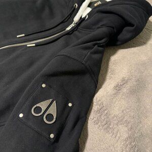 Moose Knuckles Men’s Classic Bunny (Black)